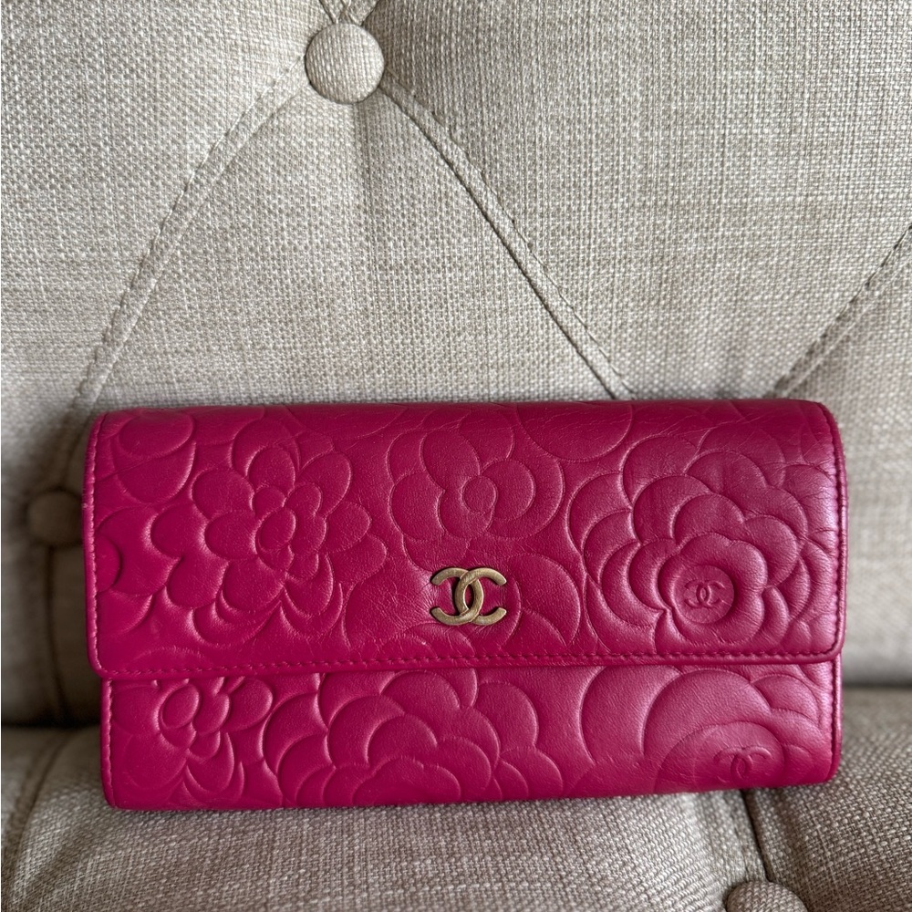 CHANEL Pink Camellia Embossed Wallet